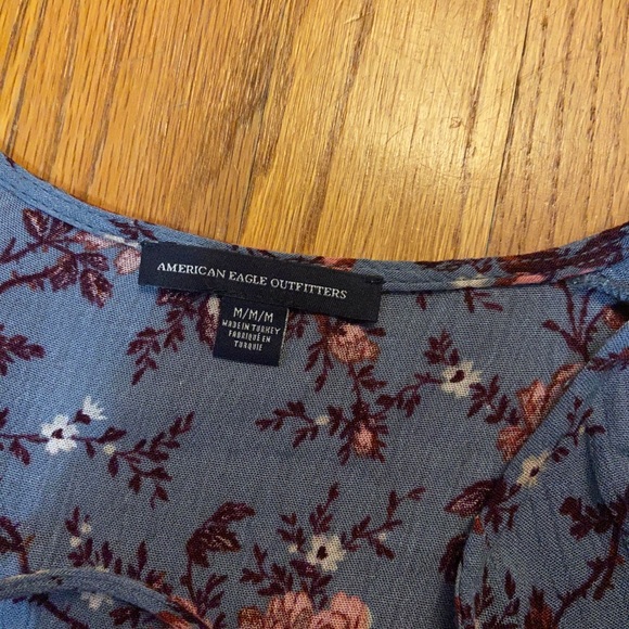 American Eagle Floral Long Sleeve Top - Picture 4 of 4